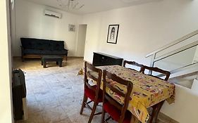 Moderno departamento caseros
